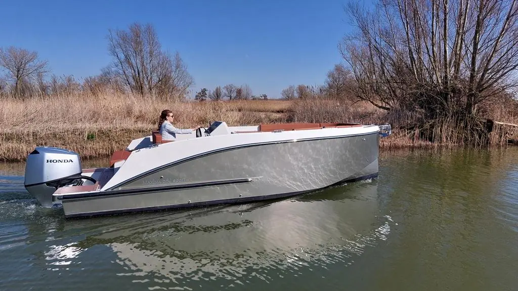 Maxima Boates Maxima 680 sport lounge