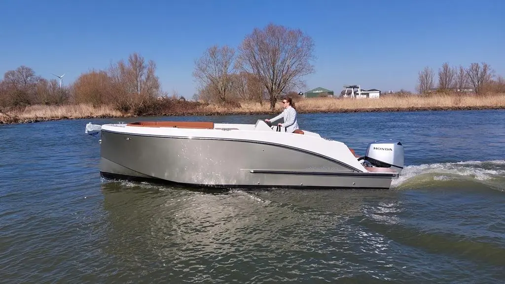 Maxima Boates Maxima 680 sport lounge