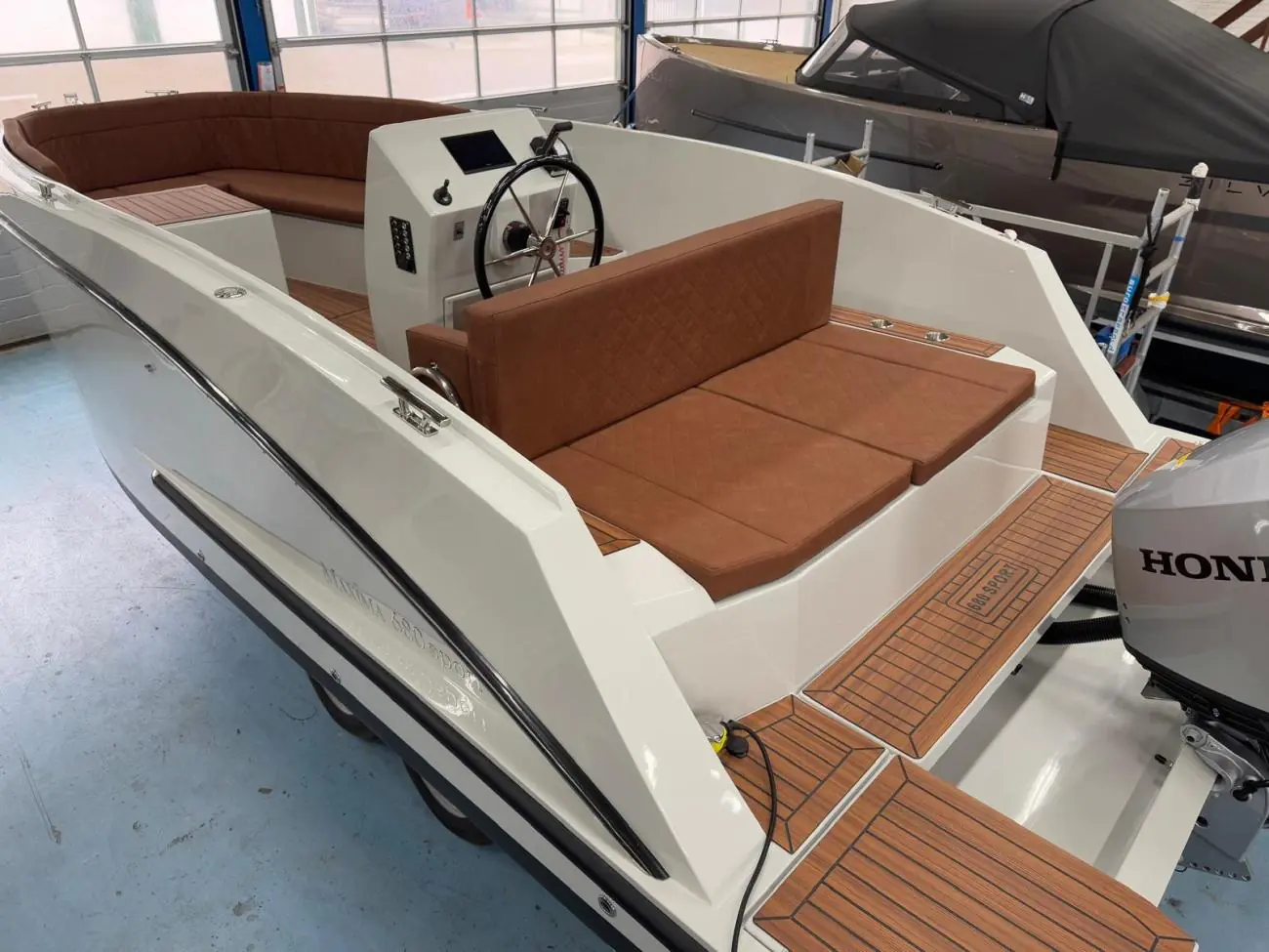 Maxima Boates Maxima 680 sport lounge