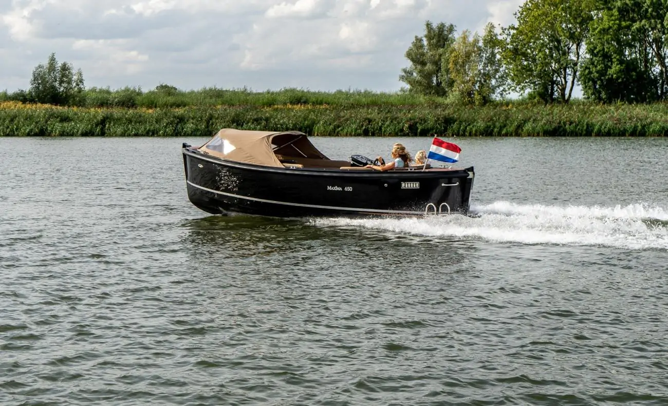 Maxima Boates Maxima 650 Flying Lounge Electric
