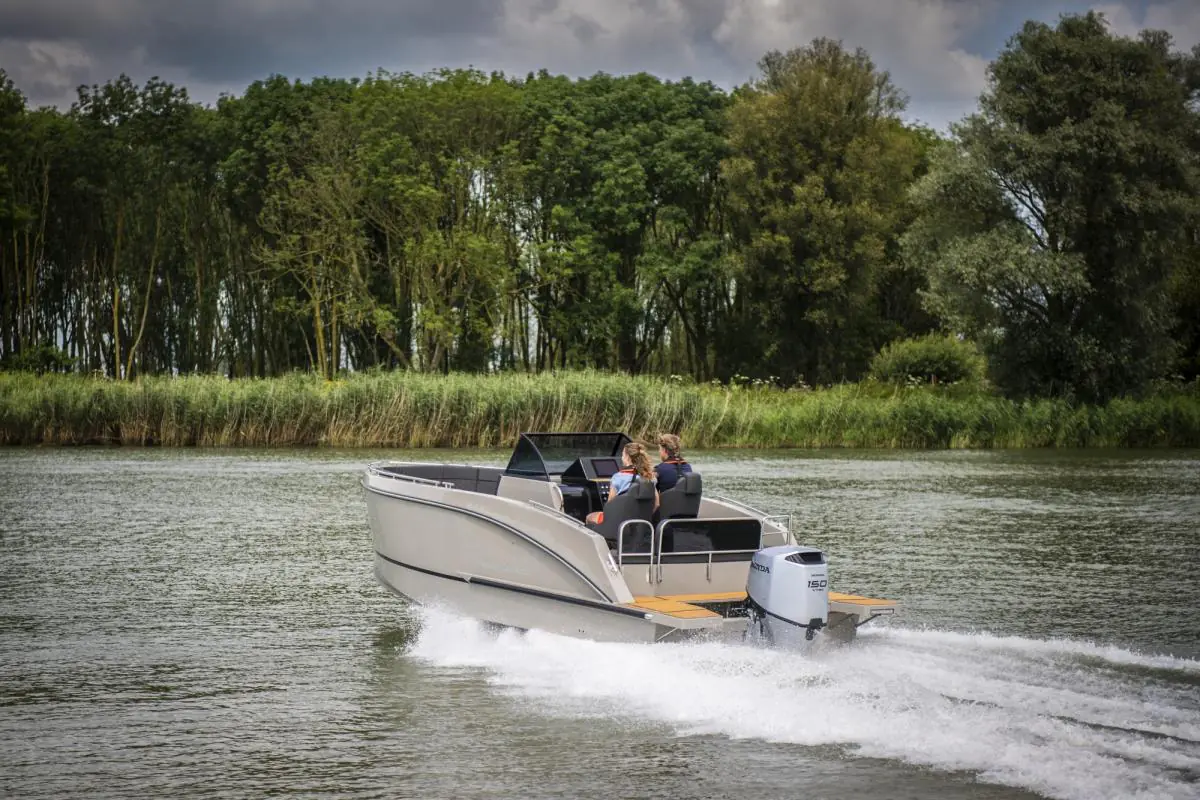 Maxima Boates Maxima 700 sport