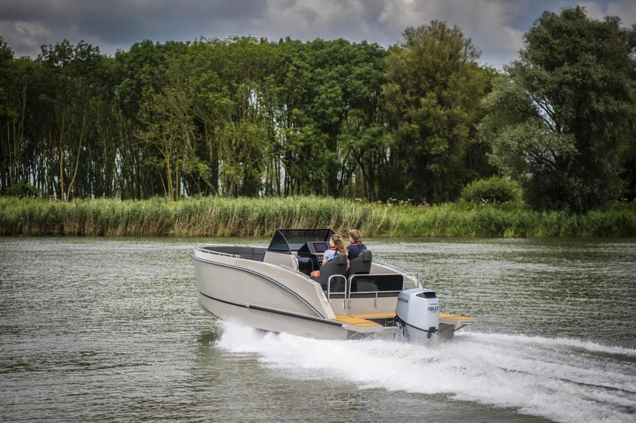 Maxima Boates Maxima 700 sport