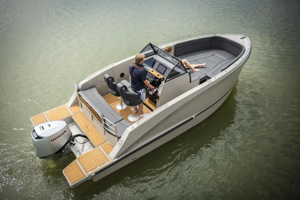 Maxima Boates Maxima 700 sport