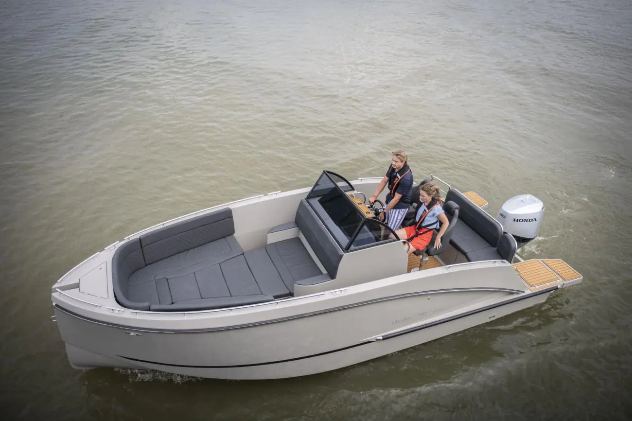 Maxima Boates Maxima 700 sport