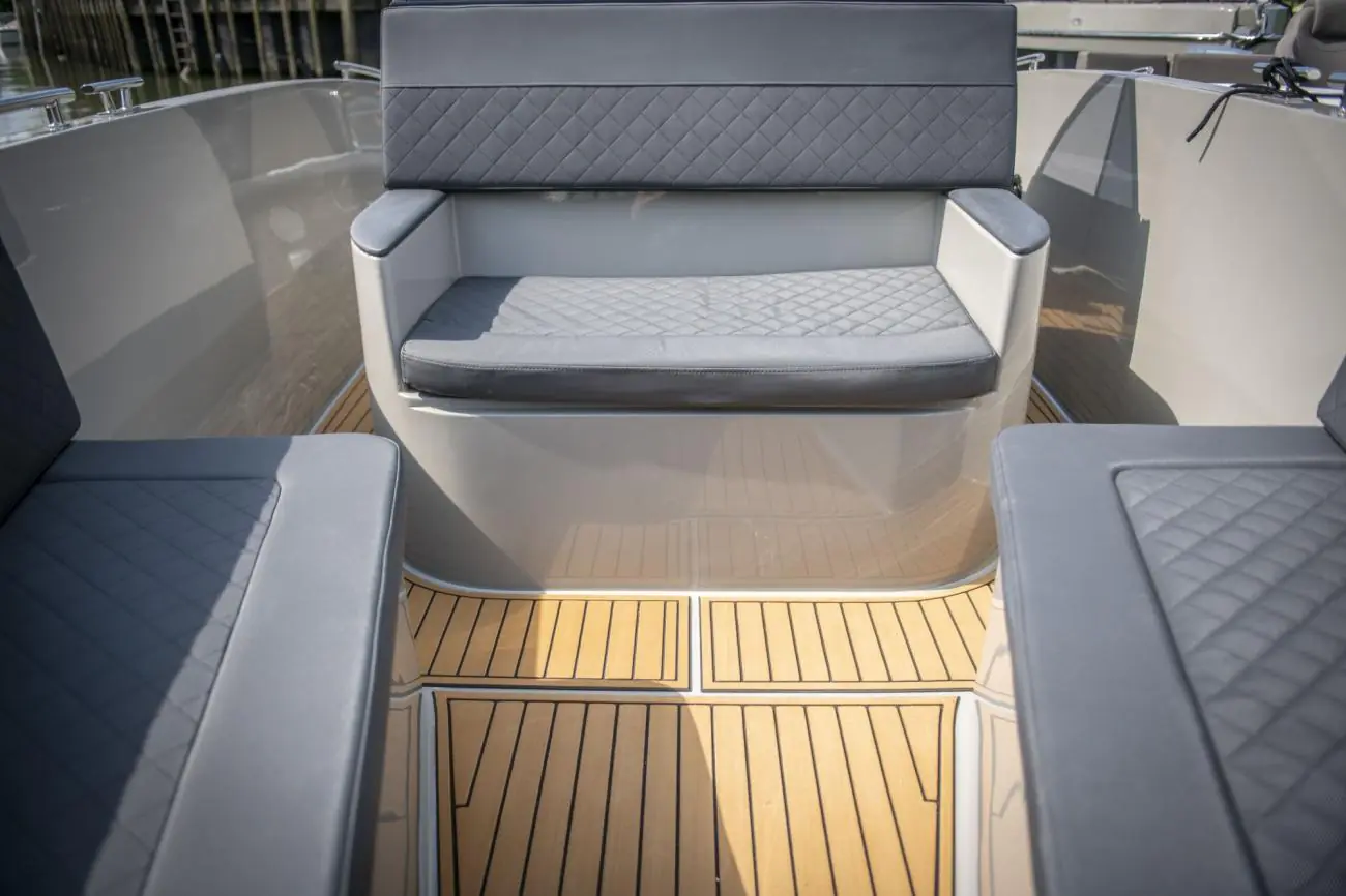 Maxima Boates Maxima 700 sport
