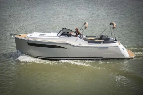 Maxima Boates Maxima 920 cabin Maxima Boates Maxima 920 cabin