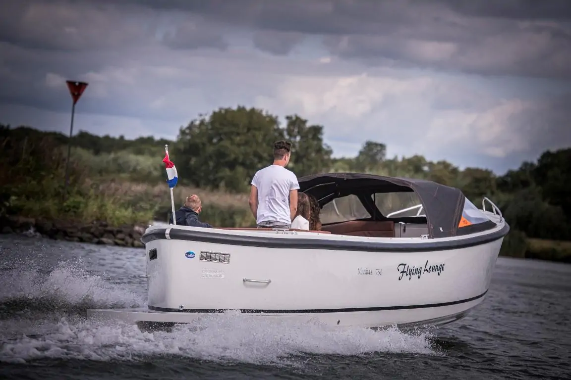 Maxima Boates Maxima 750 Flying lounge Electric