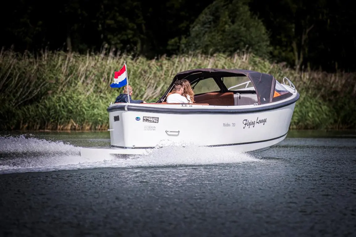 Maxima Boates Maxima 750 Flying lounge Electric