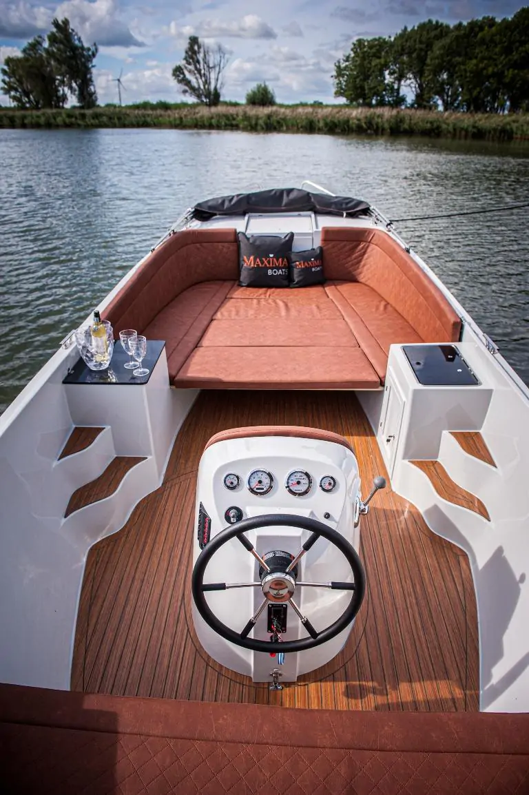 Maxima Boates Maxima 750 Flying lounge Electric